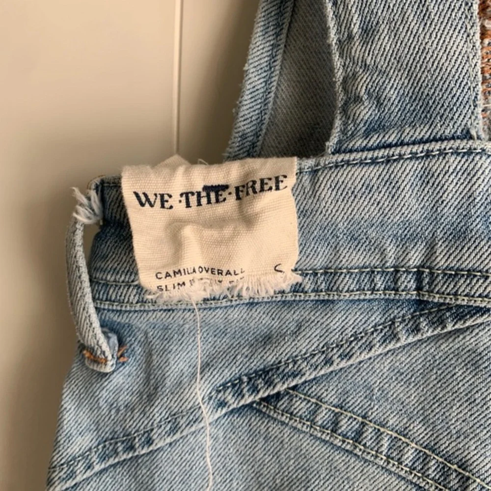 Free People We The Free Camilla‎ Overall Slim Bootcut Fit Light Wash Size Small